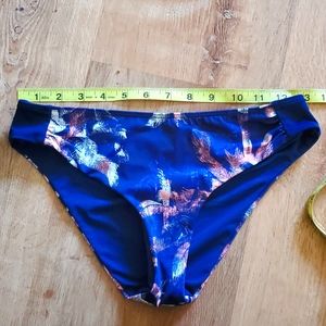 Roxy size small blue palm tree bikini bathing suit bottoms